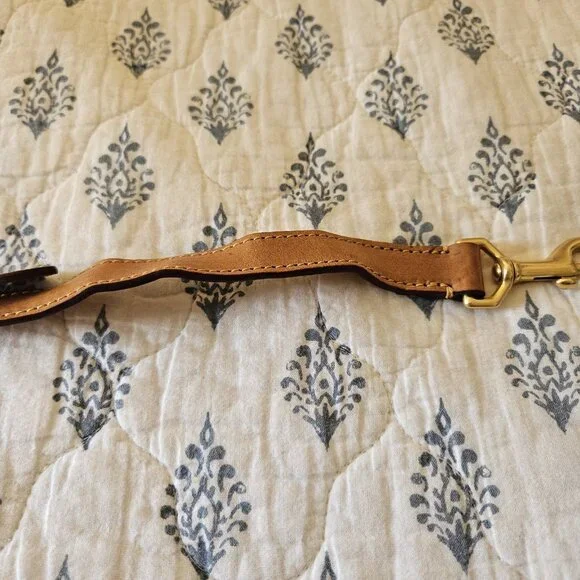 Dooney & Bourke Medium Pocket Satchel Tan Leather Tassel Bag Crossbody 8L977 - Picture 6 of 16